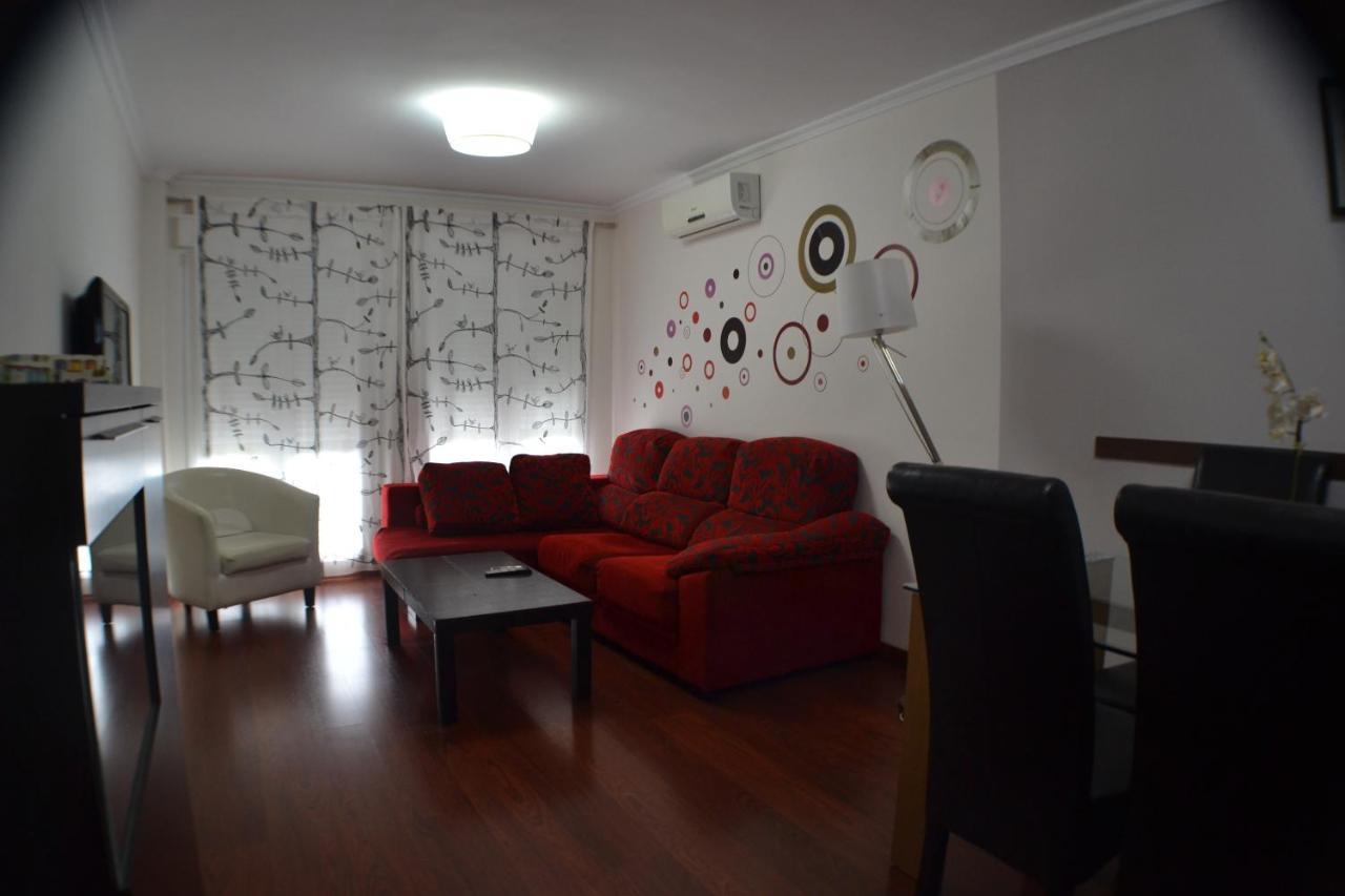 Apartamento Acueducto, Tres Dormitorios Y Parking Gratis Merida Bagian luar foto