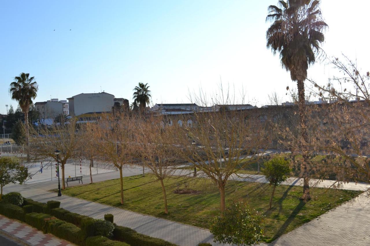 Apartamento Acueducto, Tres Dormitorios Y Parking Gratis Merida Bagian luar foto