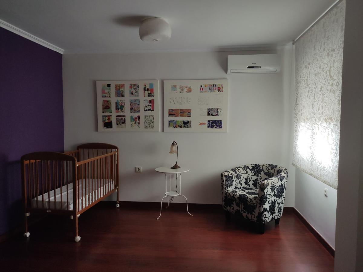 Apartamento Acueducto, Tres Dormitorios Y Parking Gratis Merida Bagian luar foto