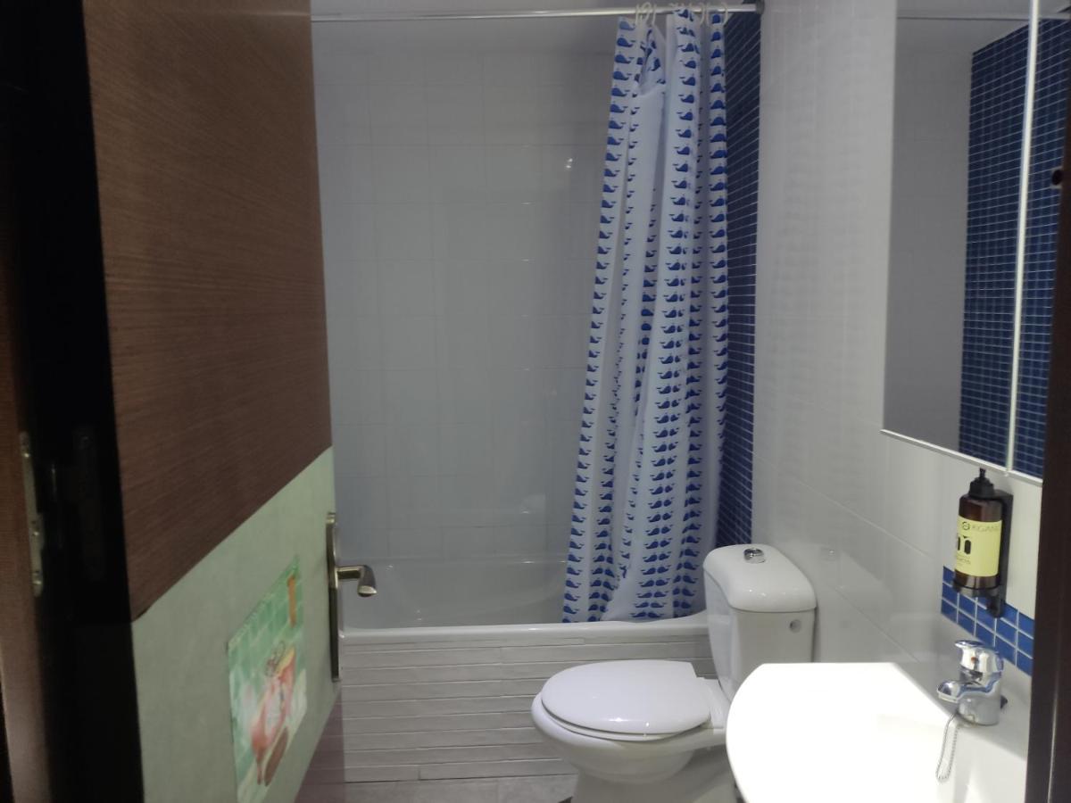 Apartamento Acueducto, Tres Dormitorios Y Parking Gratis Merida Bagian luar foto